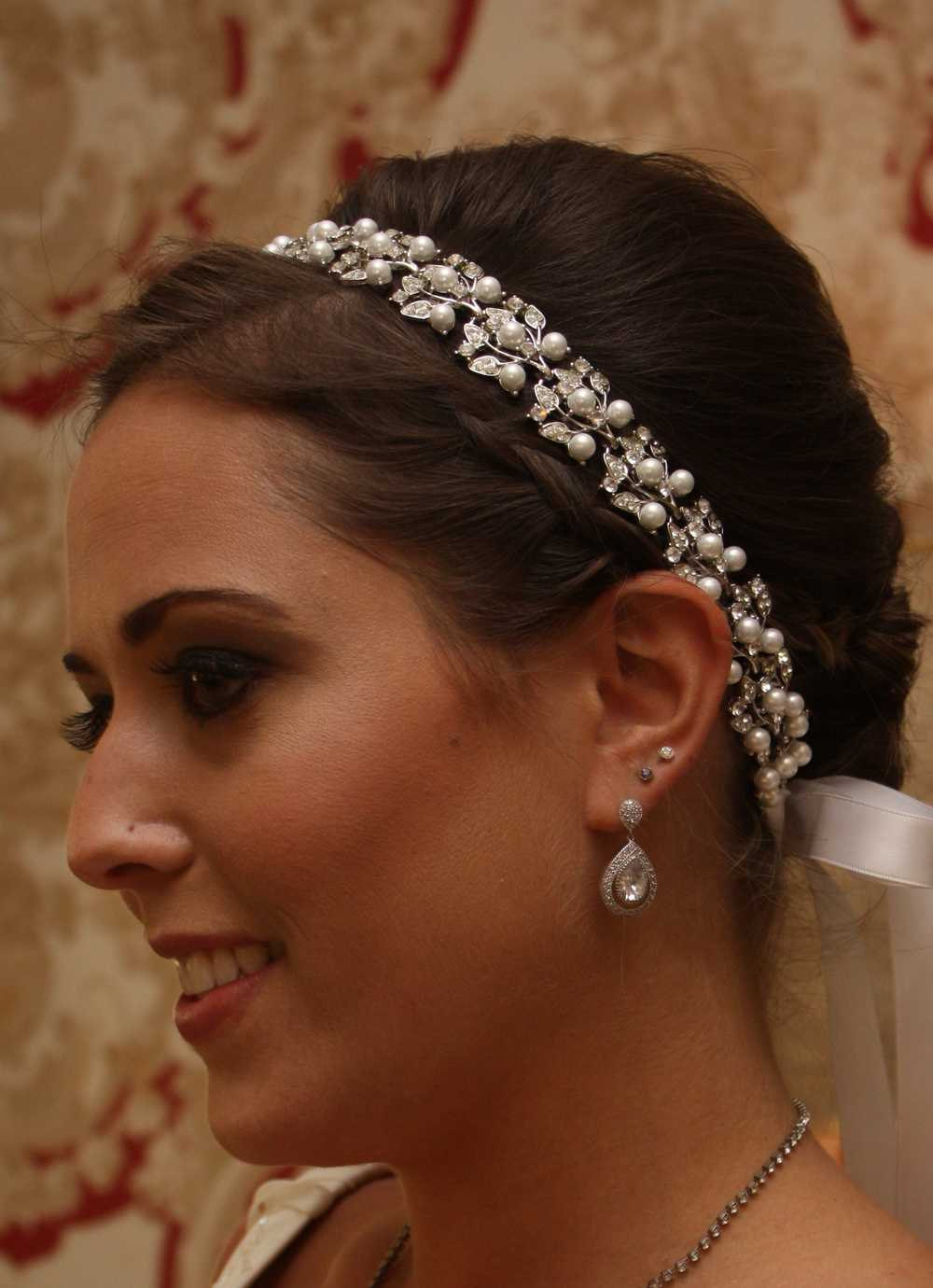Jacqueline - Stunning Silver Rhinestone And Pearl Ribbon Headband